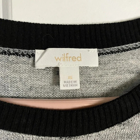 Wilfred Fine Knit Berri Heathered  Gray Sweater XS - Picture 6 of 6